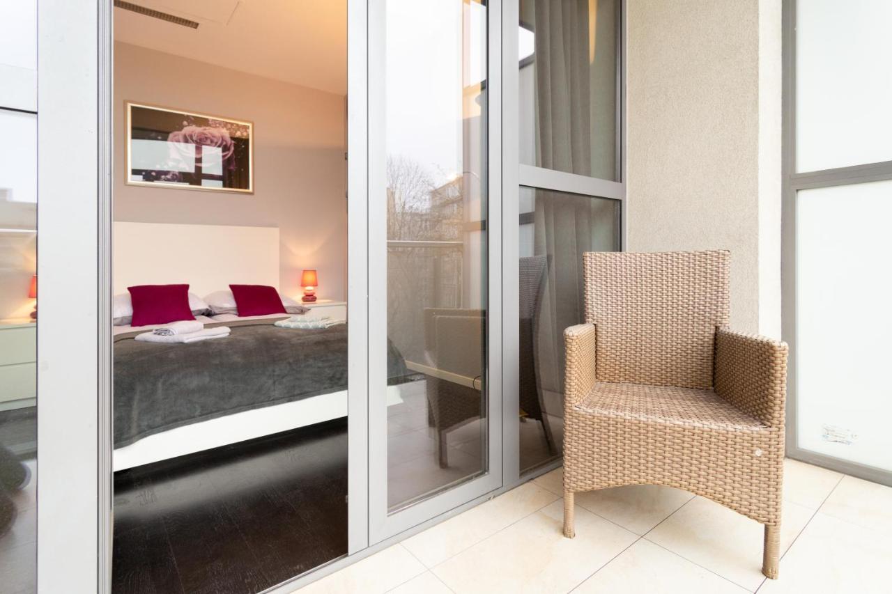 Secret Charm Fully Equipped Apt With Balcony 크라쿠프 외부 사진