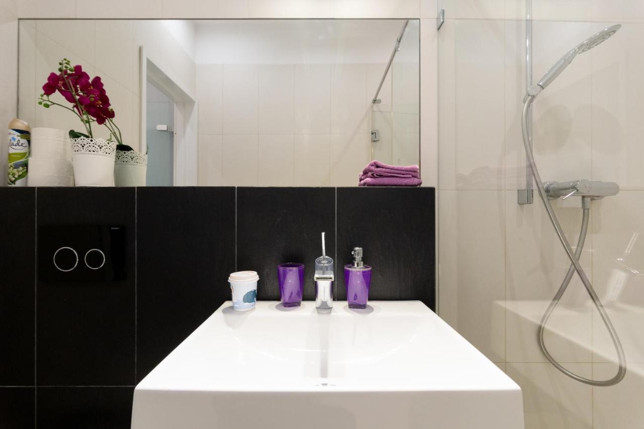 Secret Charm Fully Equipped Apt With Balcony 크라쿠프 외부 사진